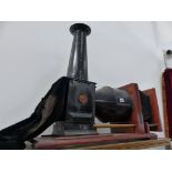 A LATE 19TH/EARLY 20TH.C. MAHOGANY BRASS AND JAPANNED TIN MAGIC LANTERN PHOTOGRAPHIC PROJECTOR BY