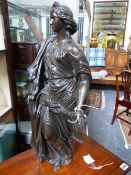 AN ANTIQUE BRONZE OF A CLASSICALLY DRAPED STANDING MAIDEN, POSSIBLY FRENCH. 58CM HIGH