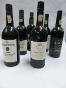 MIXED SIX BOTTLES OF PORT TO INCLUDE TWO WARRES 1984/80, CHRISTCHURCH HOUSE PORT, CROFT VINTAGE