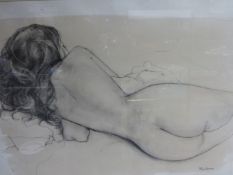 A MACKESON CHARCOAL STUDY OF A WOMAN