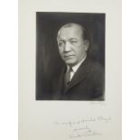 KNUTE ROCKNE PHOTOGRAPH SIGNED TO HAROLD LLOYD