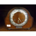 20TH CENTURY ALEXANDER CLARK & CO MAHOGANY CASED 8-DAY MANTEL CLOCK OF ARCHED FORM, THE DIAL WITH