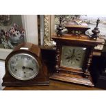 LATE 19TH OR EARLY 20TH CENTURY GERMAN 8-DAY MANTEL CLOCK, THE STAINED WOODEN ARCHITECTURAL CASE