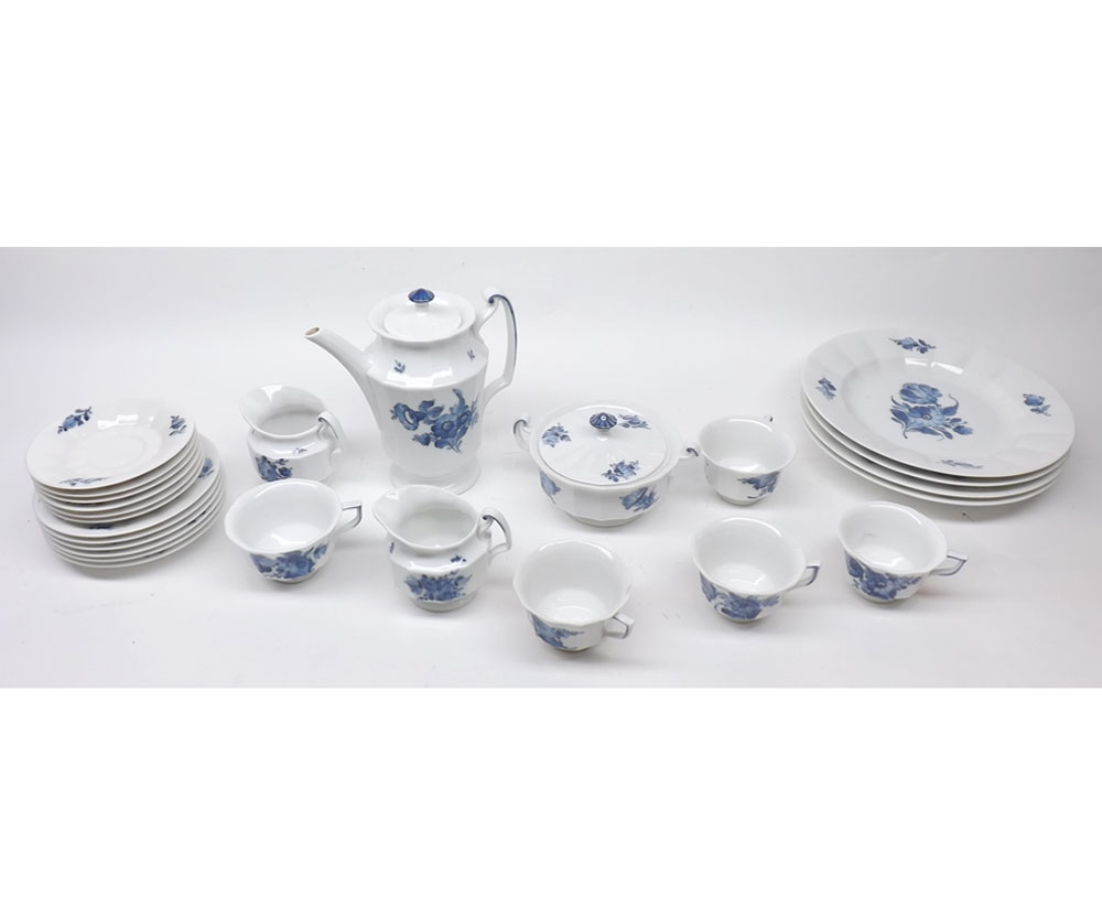 Royal Copenhagen blue and white coffee or chocolate set, pattern no 8564/10, comprising four piece