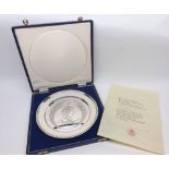 Annigoni Royal Silver Jubilee plate, No 1533 of 2000, London hallmarked, complete with box and