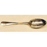 Pair of late Victorian Hanoverian rat-tail pattern serving spoons, Sheffield 1899, makers mark "CWF"