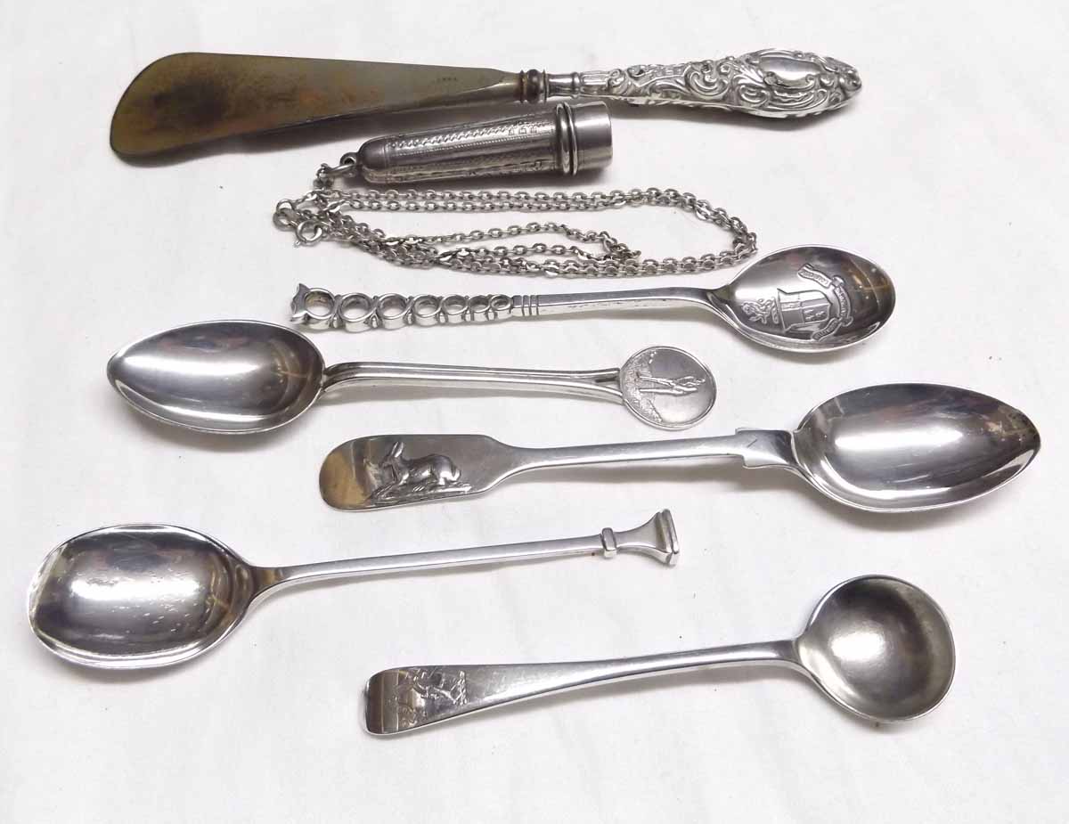 Mixed lot: five various hallmarked silver tea and condiment spoons together with a silver handled