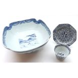 Mixed lot comprising: 19th century Chinese blue and white bowl of lobed form, decorated with coastal