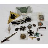 Mixed Lot:  various German cloth badges, patches and further medals and medallions, together with