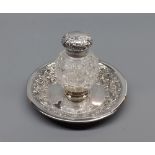 Clear cut glass and silver mounted inkwell and accompanying silver stand, decorated with floral