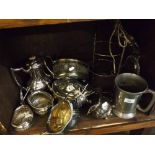 Mixed Lot: silver plated wares to include various tea wares, cake stand, salts and other items (qty)