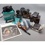 Mixed lot: Olympus OM4 35mm camera plus various accessories, lenses, pouch, flash gun, shoulder