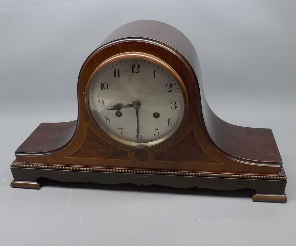 Edwardian mahogany cased Napoleon hat mantel clock, with brass movement, 18" wide