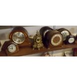 Mixed Lot: seven various early 20th century mantel clocks to include Edwardian mahogany cased
