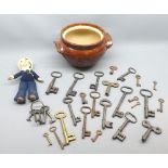 Mixed Lot: various assorted vintage brass and iron keys, together with a small Norah Wellings Sailor