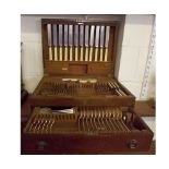 Mappin & Webb oak cutlery canteen, containing incomplete set Hanoverian silver plated cutlery,