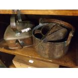 Mixed Lot: copper kettle, copper saucepan, miniature bellows and further copper measure (4)