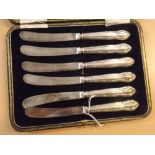 Cased set of six silver handled tea knives, hallmarked for Sheffield 1916