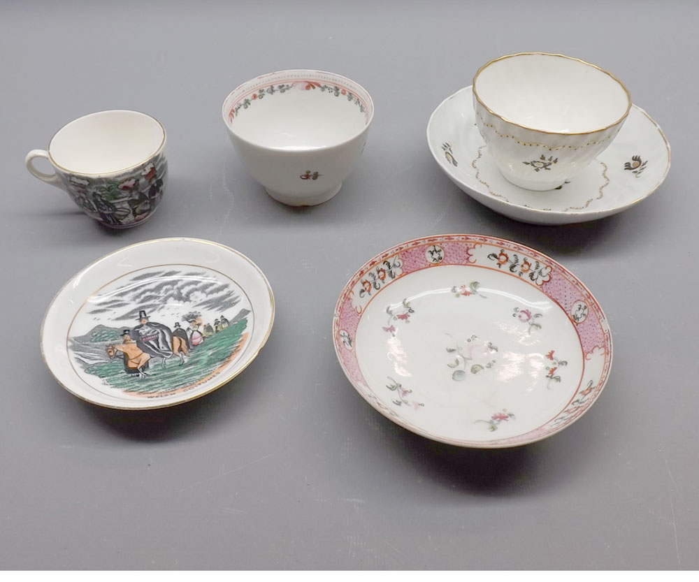 Mixed Lot: various 19th century tea bowls, saucers, cups etc (qty)