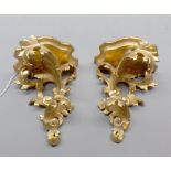 Pair of small giltwood wall brackets, 5" high