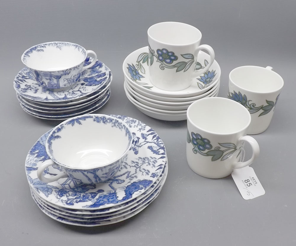 Mixed lot: Susie Cooper "Art Nouveau Blue" cups and saucers and further collection of Royal Crown