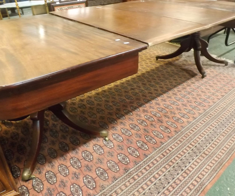 Regency mahogany extending dining table formed as two sections raised on turned columns and quatre - Image 8 of 10