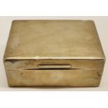 George V table cigarette box, of hinged and polished rectangular form, with cedar-lined interior,