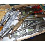 QUANTITY OF VINTAGE SPANNERS, OILERS ETC