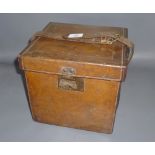 VINTAGE LEATHER BOX