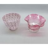 Cranberry glass small jardini¦re and a further Studio Glass pot (2)