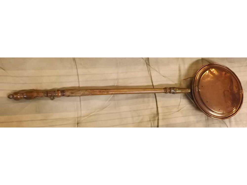 Victorian copper bed-warming pan, on turned wooden handle