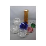 Mixed Lot: various 20th century glass wares to include cut glass bowls, art glass fish, small