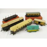 French Hornby O gauge collection of coaches, wagons, rolling stock, to include wagon A Ranchers