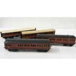 Hornby and Bassett-Lowke O carriages x 7, to include two Bassett-Lowke LNER Pullman carriages in