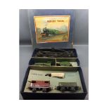 Mixed lot: vintage Hornby railway items to include part train set, various track, buildings etc