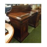 Large 19th century mahogany twin pedestal sideboard fitted with three frieze drawers over two