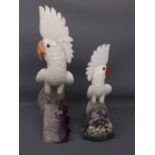 Mixed Lot: two carved hardstone models of cockatoos on plinth bases