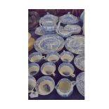 Good quantity Spode blue Italian pattern tea and table wares, to include covered vegetable dishes,