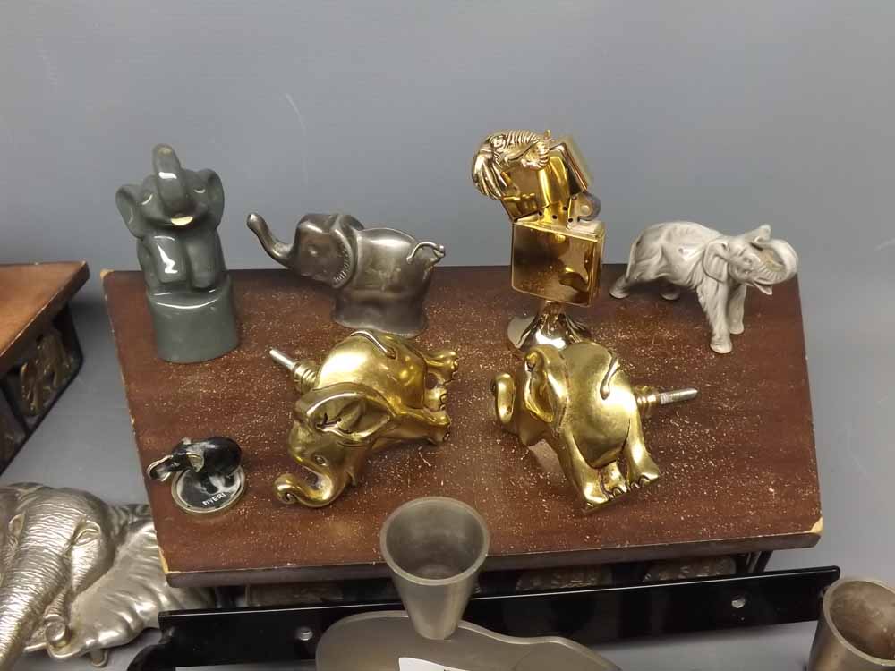 Collection of various novelty elephant wares to include metal door fixings formed as elephants - Image 4 of 4