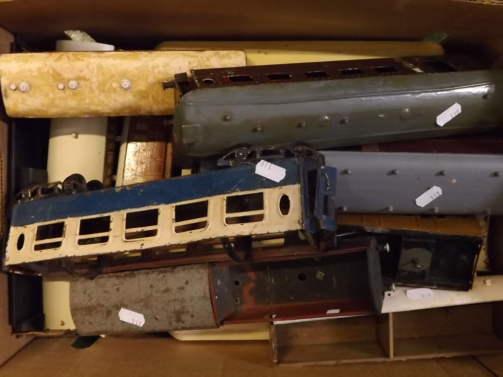 Box containing small quantity of assorted '0' gauge coaches, all requiring restoration; plus box