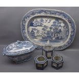 Group containing assorted 19th century willow pattern platters to include pair of oval platters, a