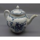 18th century Caughley blue and white tea pot with floral decorations, (chip to lid)