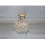 Silver mounted perfume bottle, Birmingham, 1924, Deacon and Francis