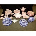 Qty of Quimper tableware and other French ceramics