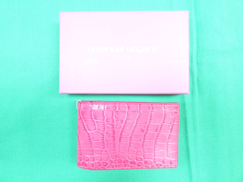Emanuel Ungaro Paris, pink leather card holder - Image 3 of 3