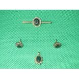 9ct gold sapphire and diamond suite of brooches, pair of earrings and pendant 5.4g