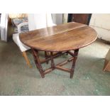 Small C18th oak oval gate-leg table