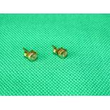 18ct gold diamond stud earrings, 2g