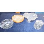 Qty of glassware including hors d'oeuvres dishes, biscuit barrel etc.