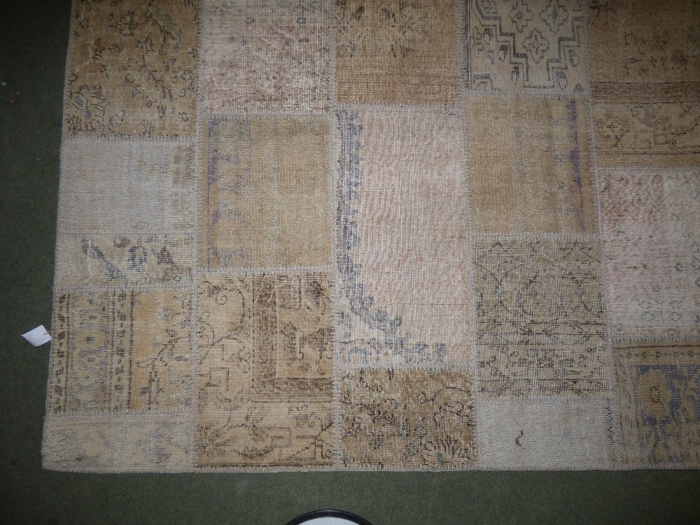 Anatolian Yamamak patchwork rug 303x200cm - Image 2 of 2